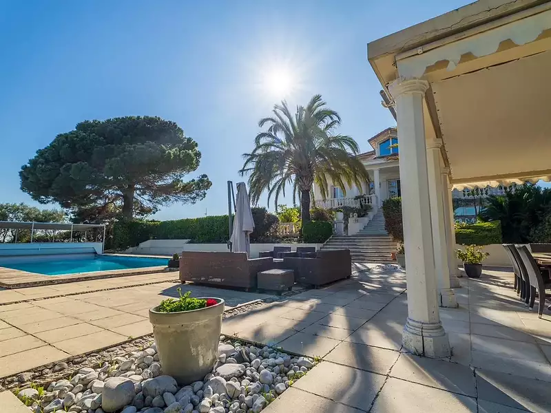 Maison, 338 m²