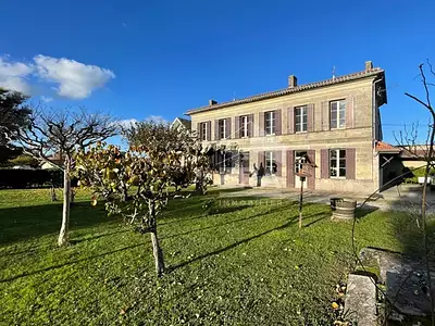 Maison, 240 m²