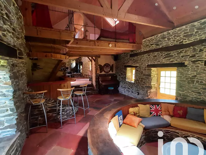 Maison, 163 m²
