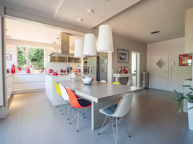 Maison, 220 m²