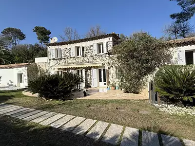 Maison, 276 m²