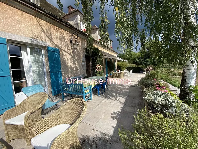 Maison, 275 m²