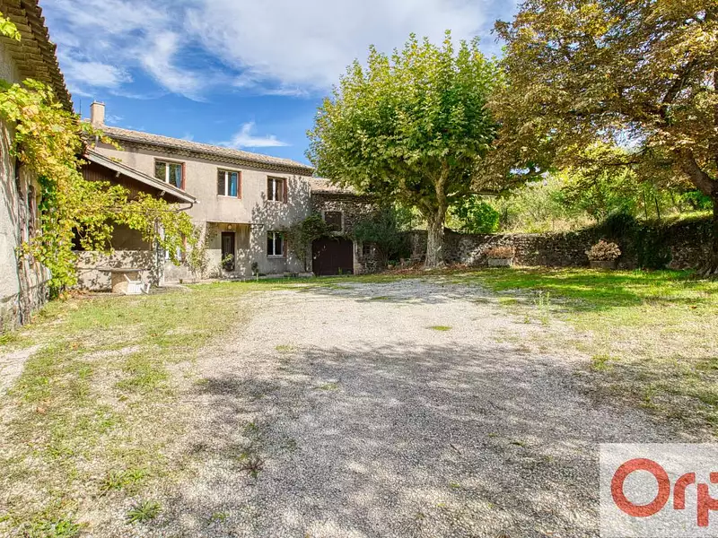 Maison, 212 m²