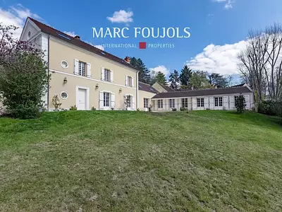Maison, 305 m²