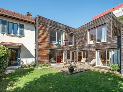 Maison, 240 m²
