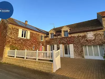 Maison, 225 m²