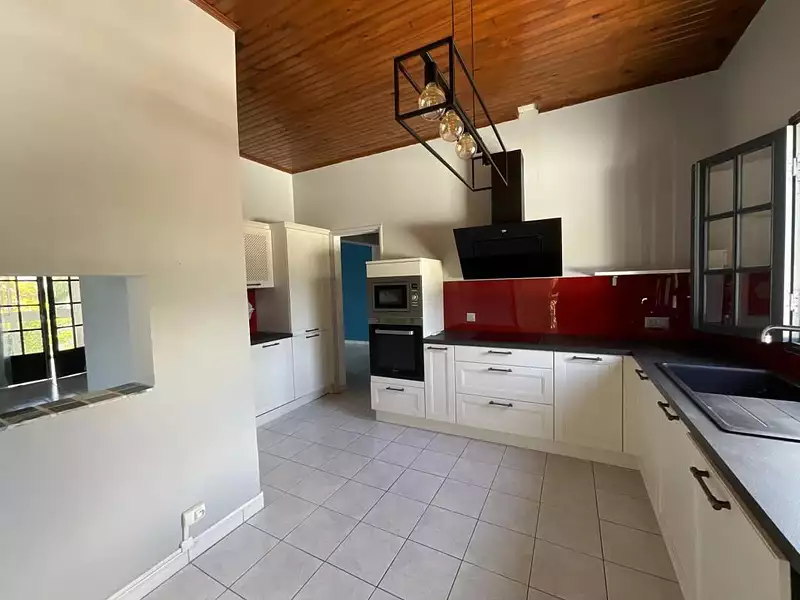 Maison, 310 m²