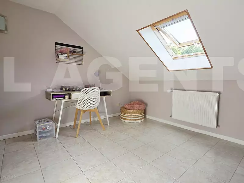 Maison, 163 m²