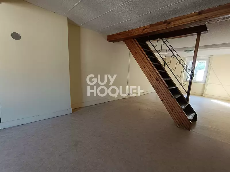 Maison, 166 m²