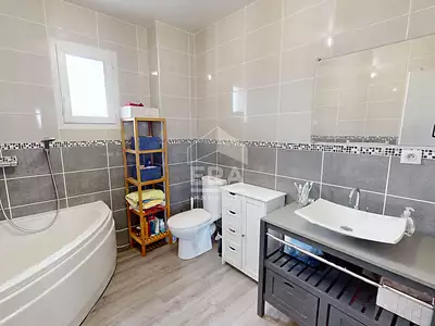 Maison, 150 m²