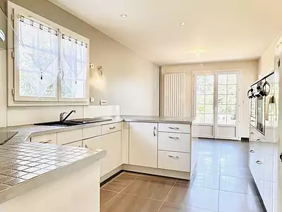 Maison, 170 m²