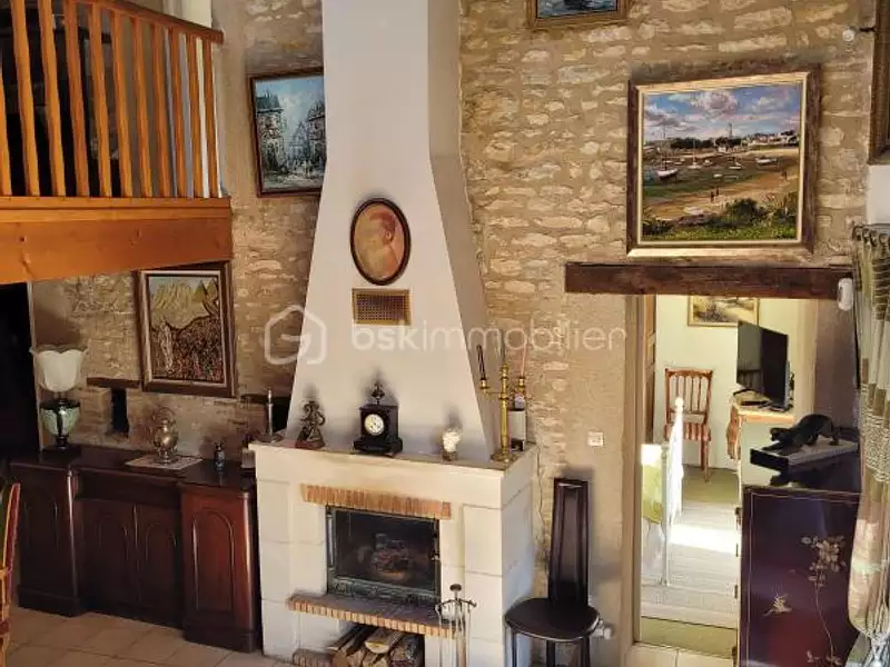 Maison, 245 m²