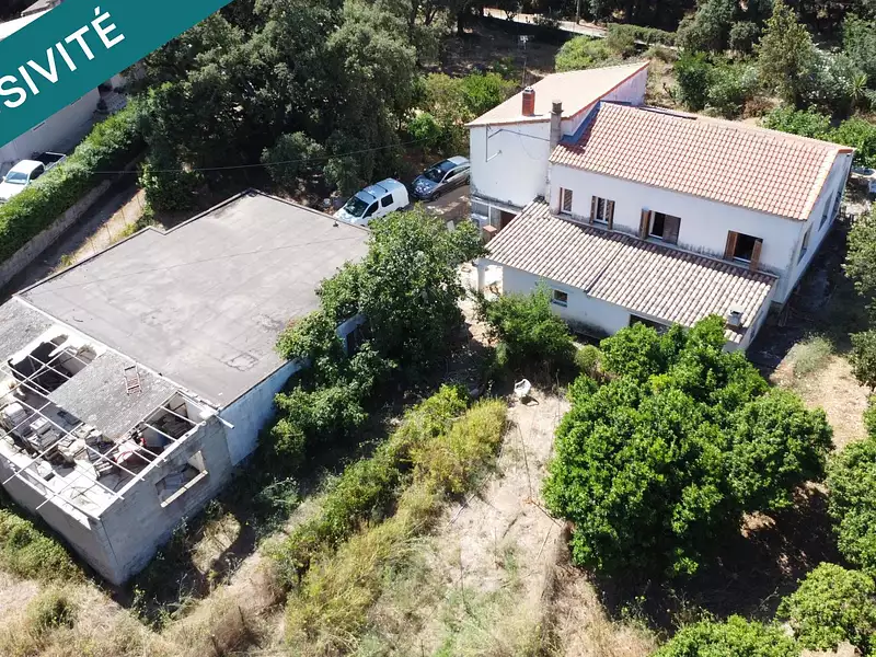 Maison, 151 m²