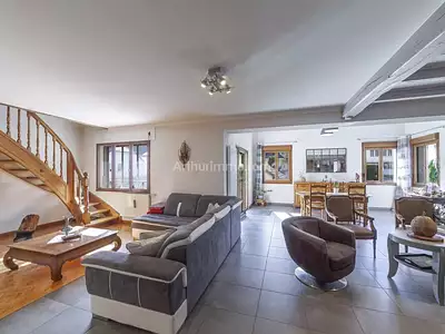 Maison, 174 m²