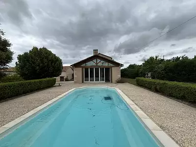 Maison, 195 m²
