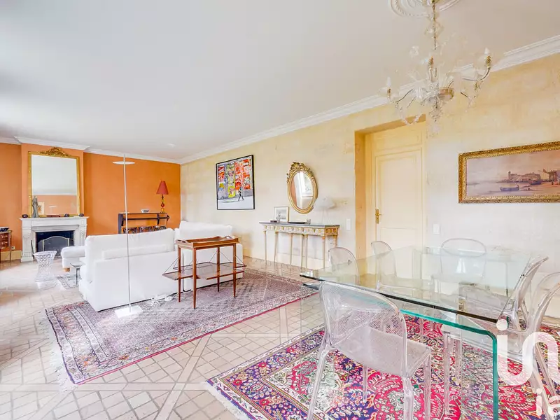 Maison, 219 m²