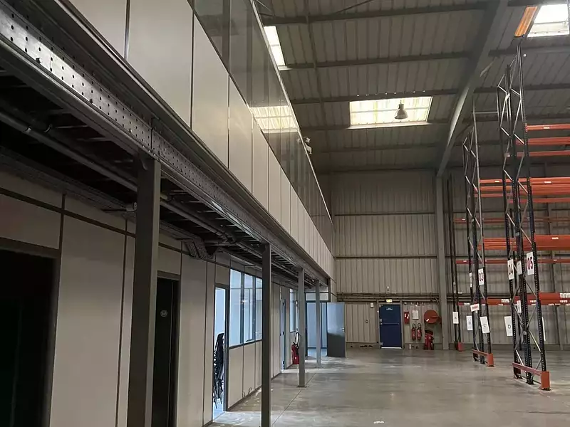 Divers, 6 700 m²