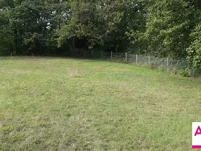 Terrain, 2 820 m²