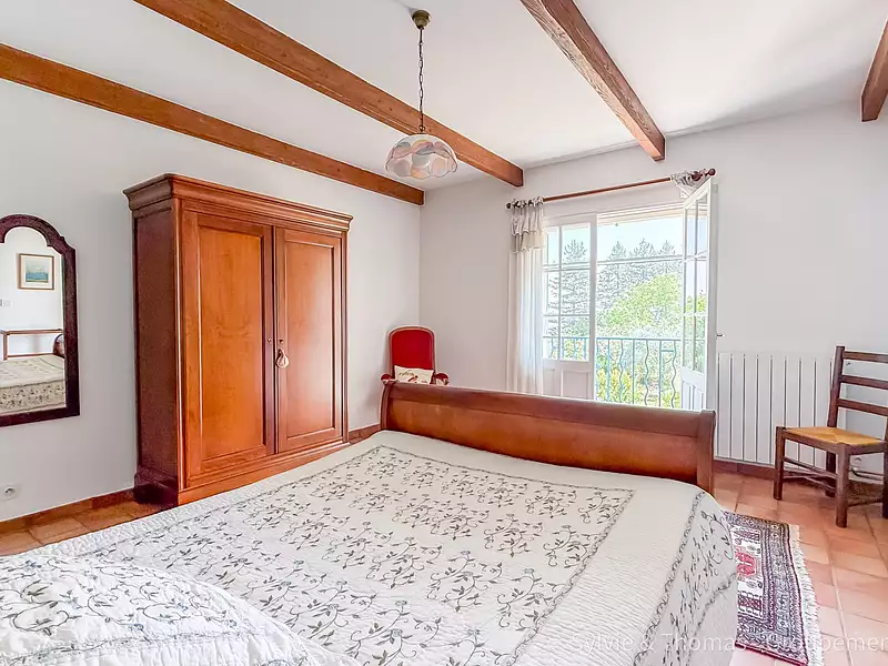 Maison, 326,6 m²