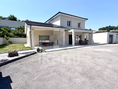 Maison, 145 m²