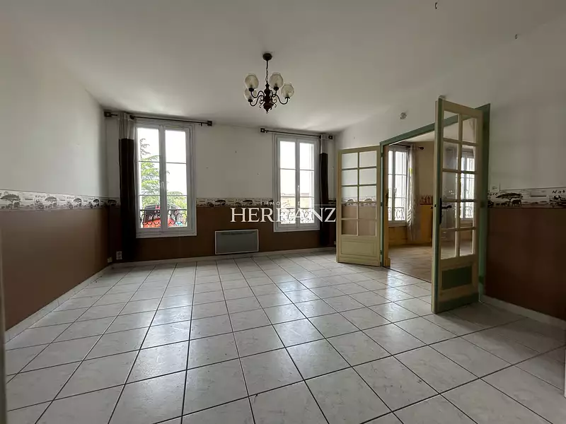 Immeuble, 285 m²