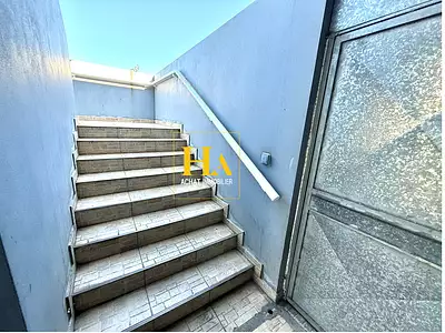 Immeuble, 247 m²