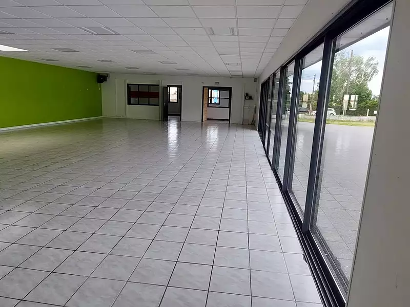 Divers, 320 m²