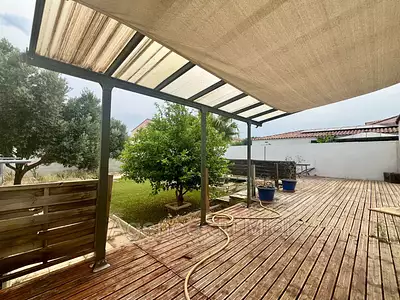 Maison, 96 m²