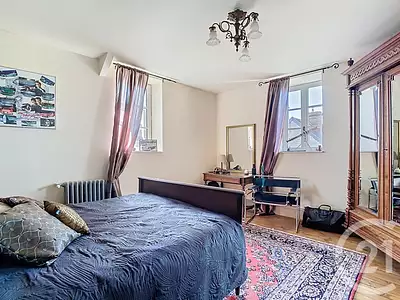 Maison, 246,8 m²