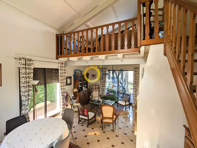 Maison, 143 m²