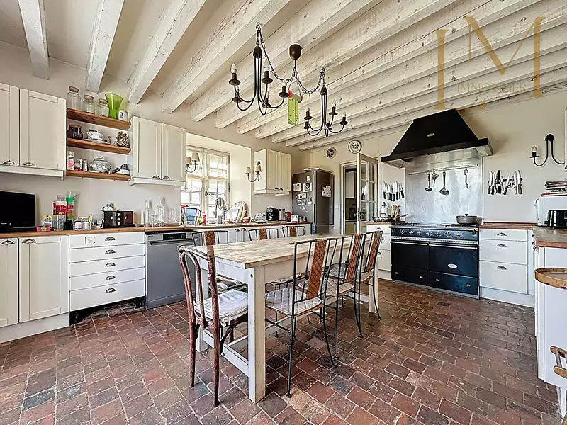 Maison, 219 m²