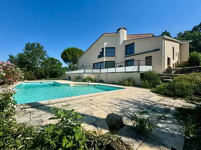 Maison, 175 m²