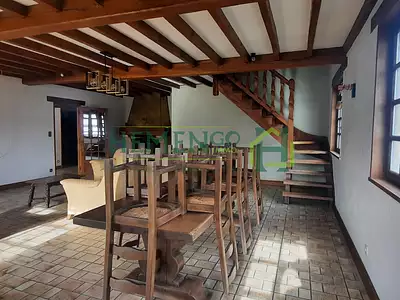 Maison, 167 m²