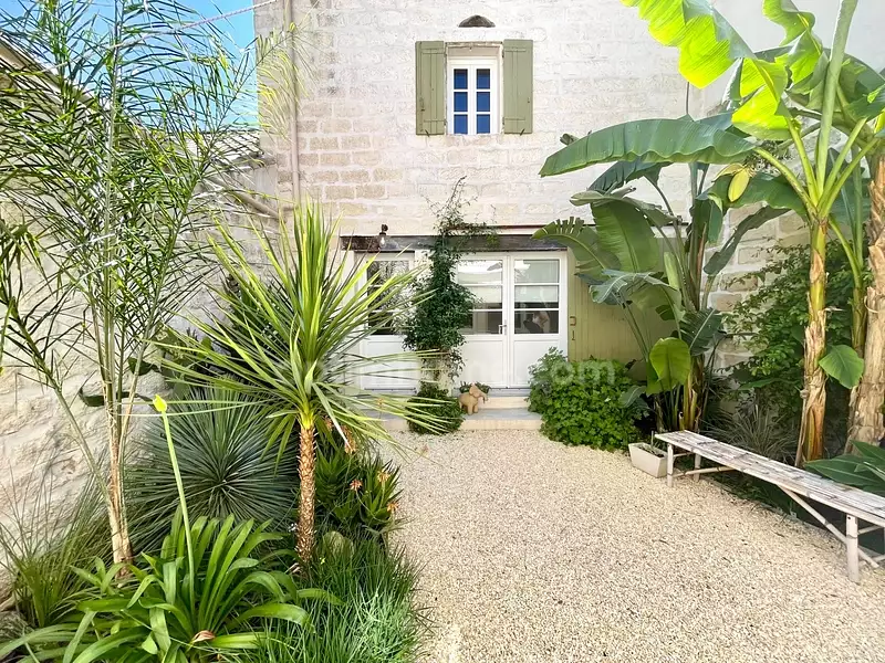 Maison, 185 m²