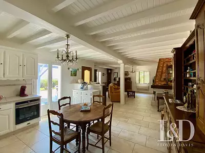 Maison, 162 m²