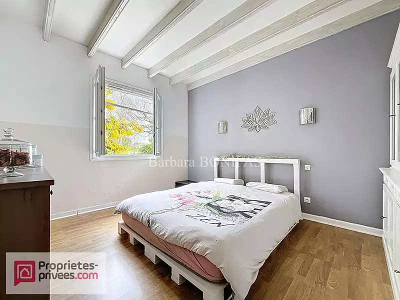 Maison, 384 m²