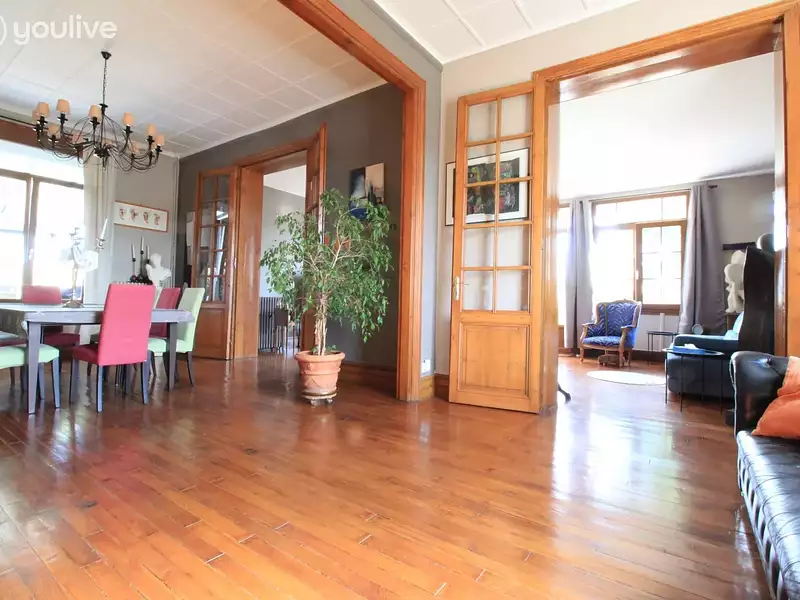 Maison, 218 m²