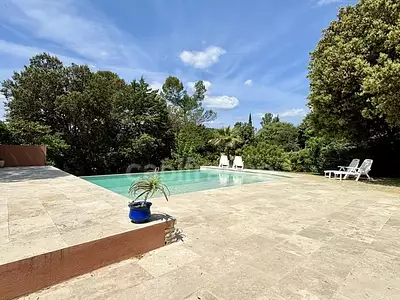 Maison, 258 m²
