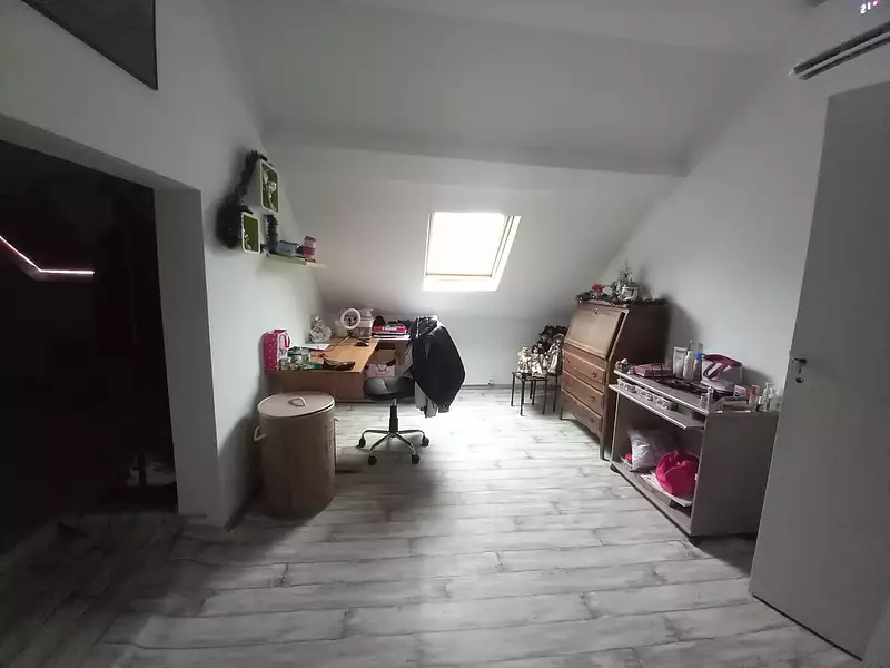Maison, 115 m²