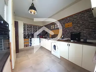 Maison, 186 m²