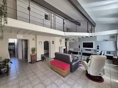 Maison, 290 m²