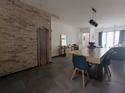 Maison, 146,7 m²