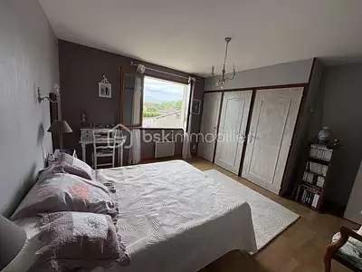 Maison, 185 m²