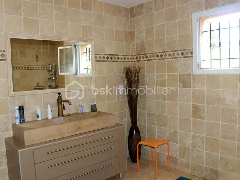Maison, 132 m²
