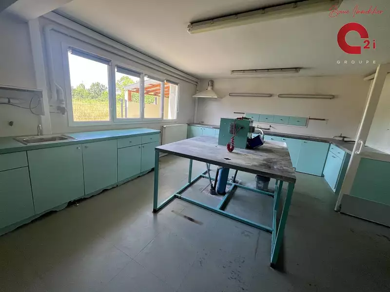 Immeuble, 403 m²