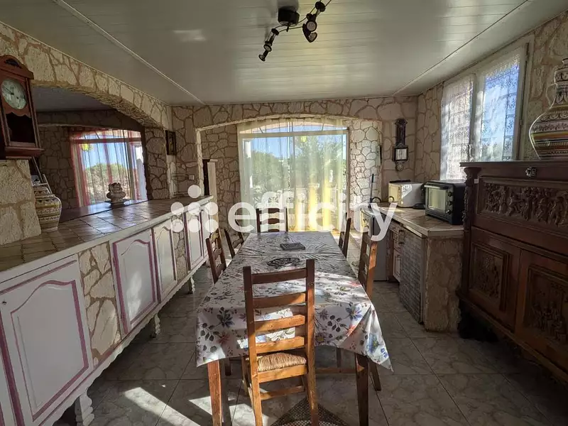 Maison, 201 m²