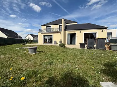 Maison, 175 m²