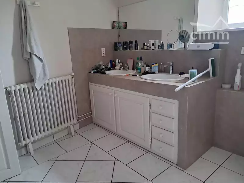 Maison, 167 m²