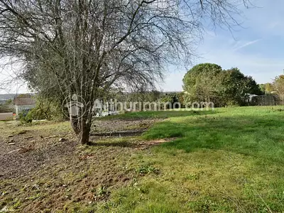 Terrain, 670 m²