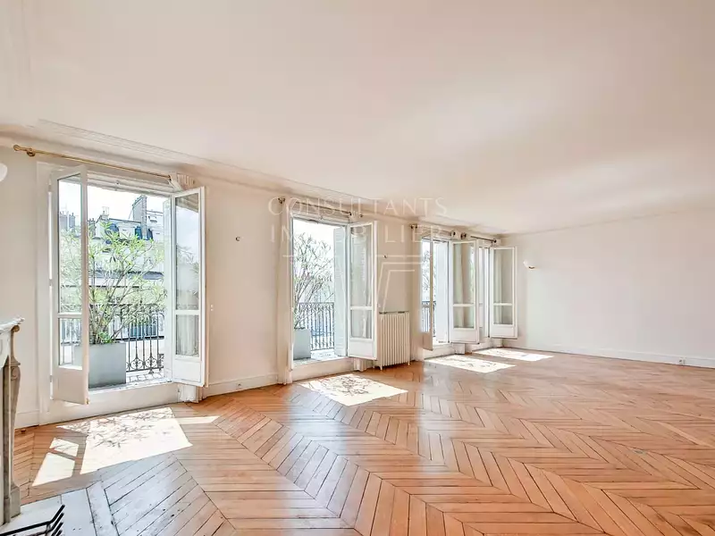 Appartement, 231,28 m²